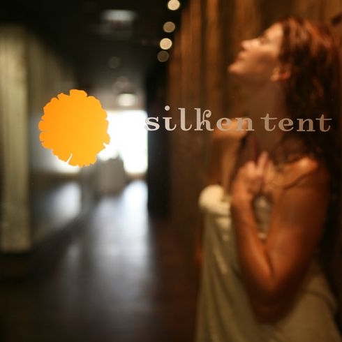 Silken Tent Logo.jpg