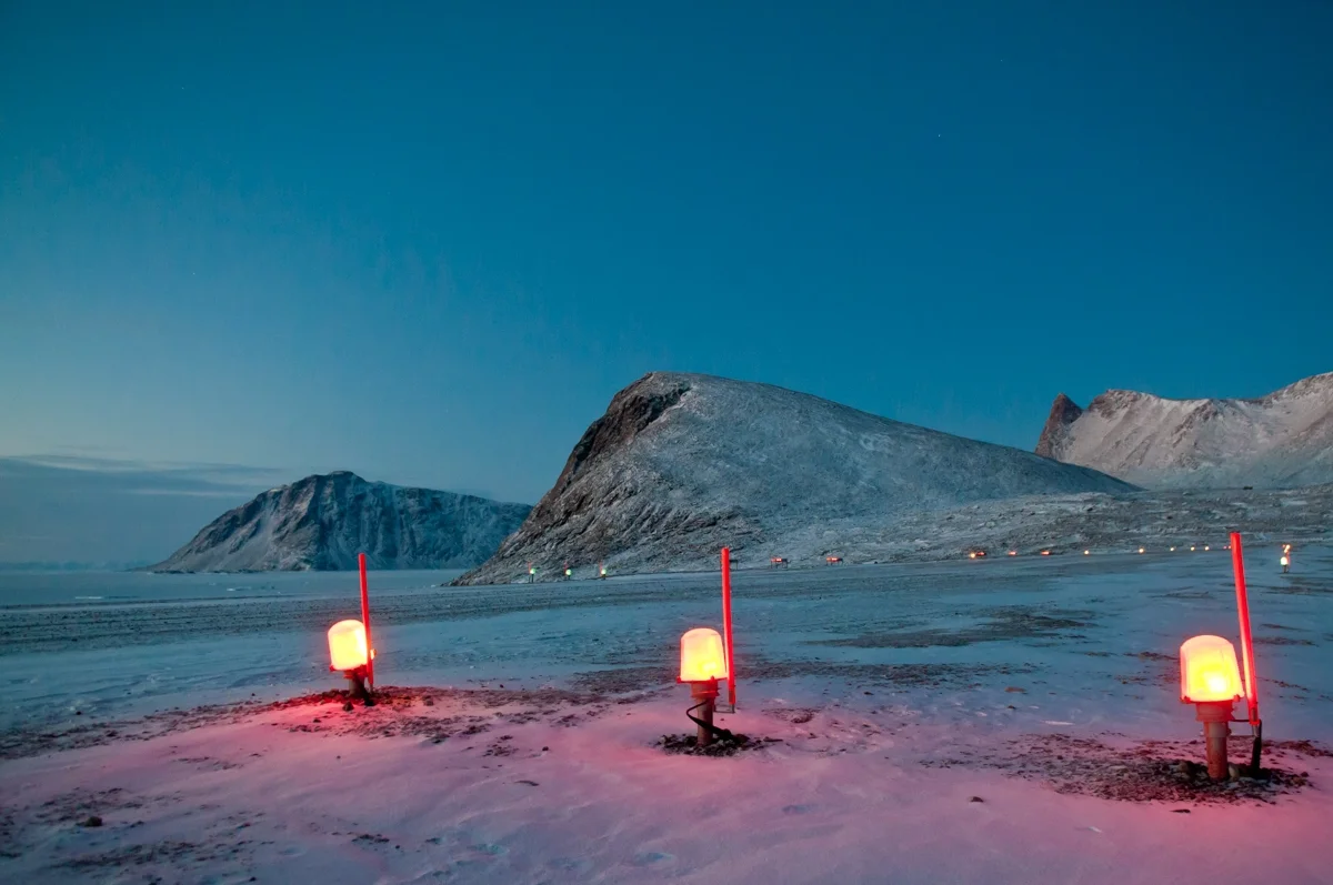 Grise Fiorde (Baffin Island) (Chapter 21 - Weather Across Canada)