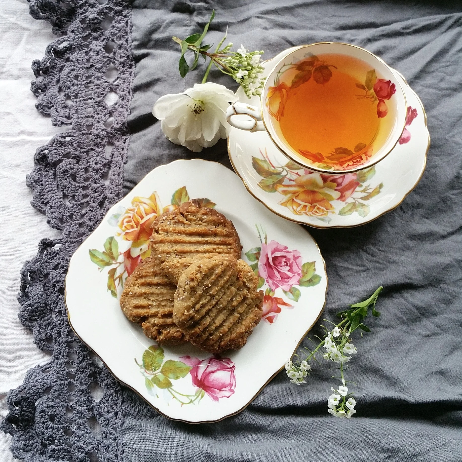 Chia biscuits with a cup of Earl Grey tea.
