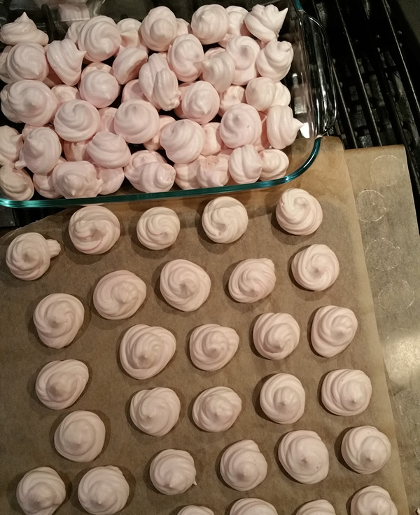 vegan pink meringue aquafaba kisses.jpg