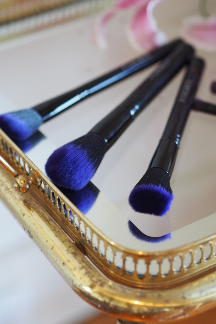 Furless Cosmetics Vegan Eyeshadow - Furless Makeup Brushes Furless Cosmetics Vegan Eyeshadow - Furless Makeup Brushes