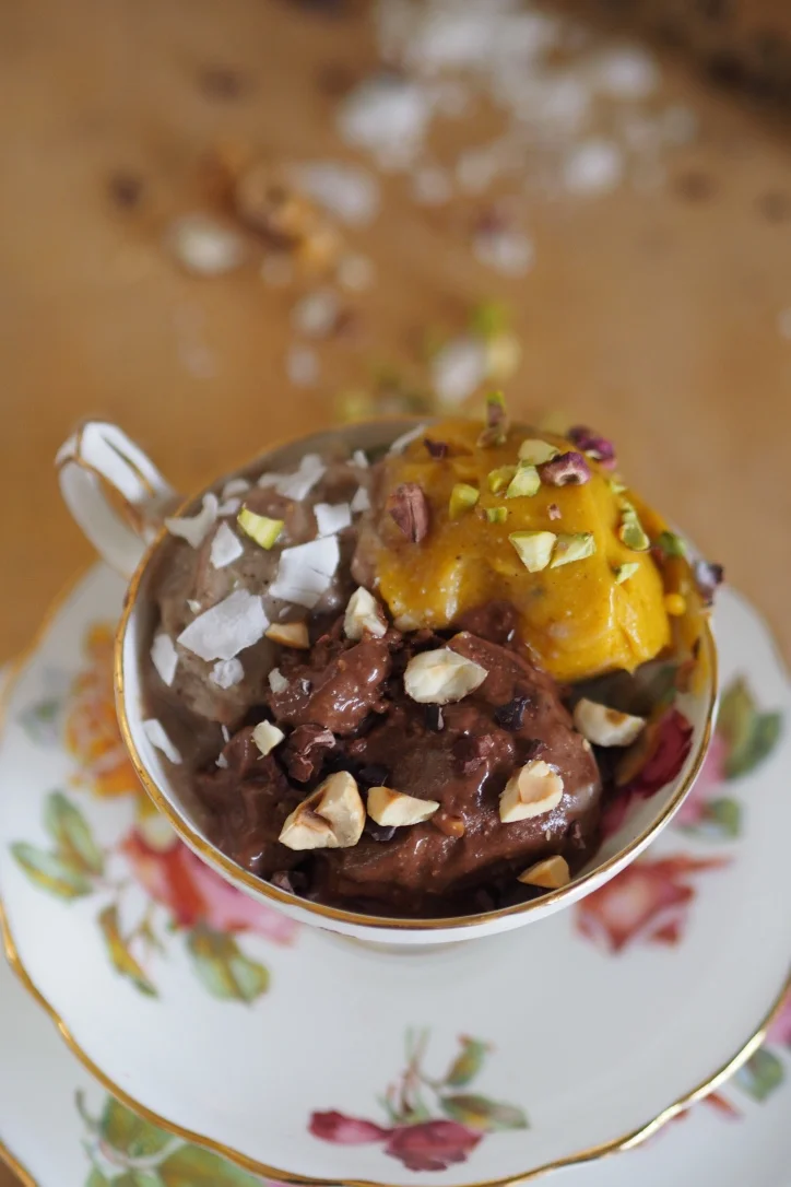 how-to-make-healthy-vegan-banana-nice-cream-with-3-flavor-ideas-chocolate-hazelnut-vanilla-mango.jpg