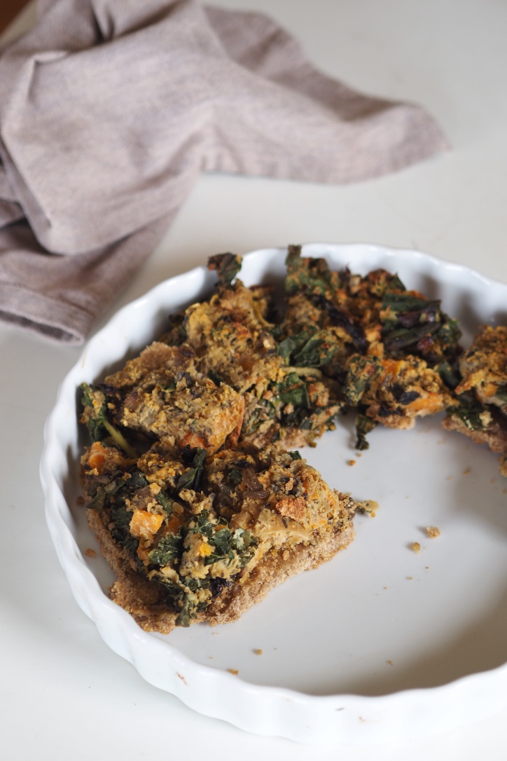 Cheesy Vegan Chickpea, Pumpkin & Kale Tart (+ Wholewheat & Walnut Crust)