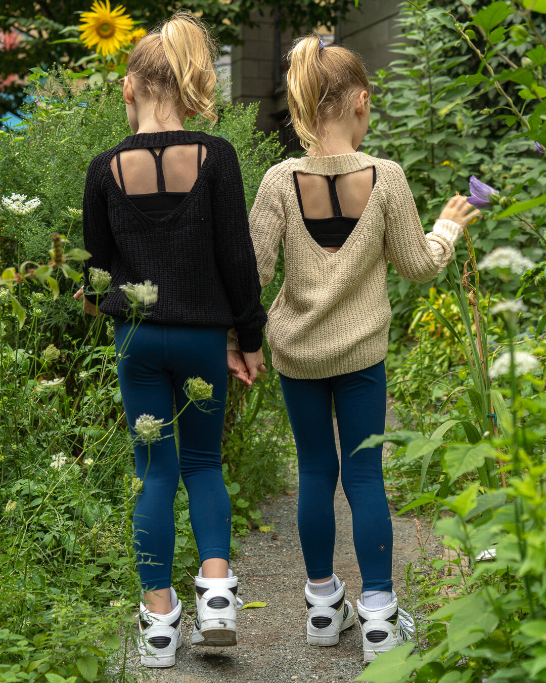 AMO Open Back Sweater Jr.
