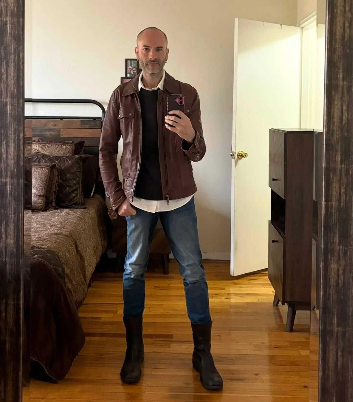 So according to IG, my most viewed posts either involve me showing off what I&rsquo;m wearing or me showing some skin. Not wanting to disappoint, and being my stomach looked particularly flat this morning, here&rsquo;s a post with both LOL!!!!