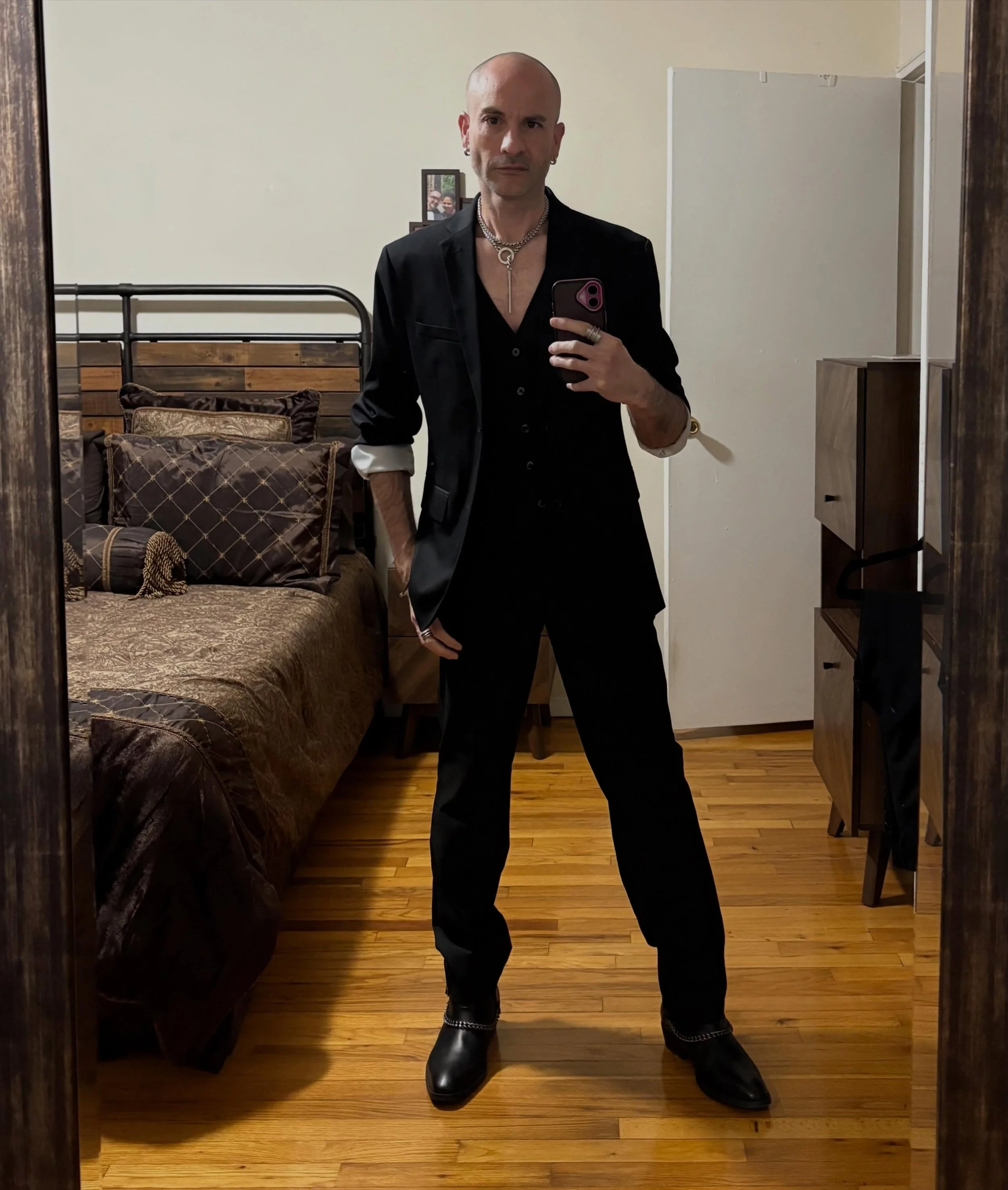 What to wear when the Cats are having a ball&hellip; Meow!!!