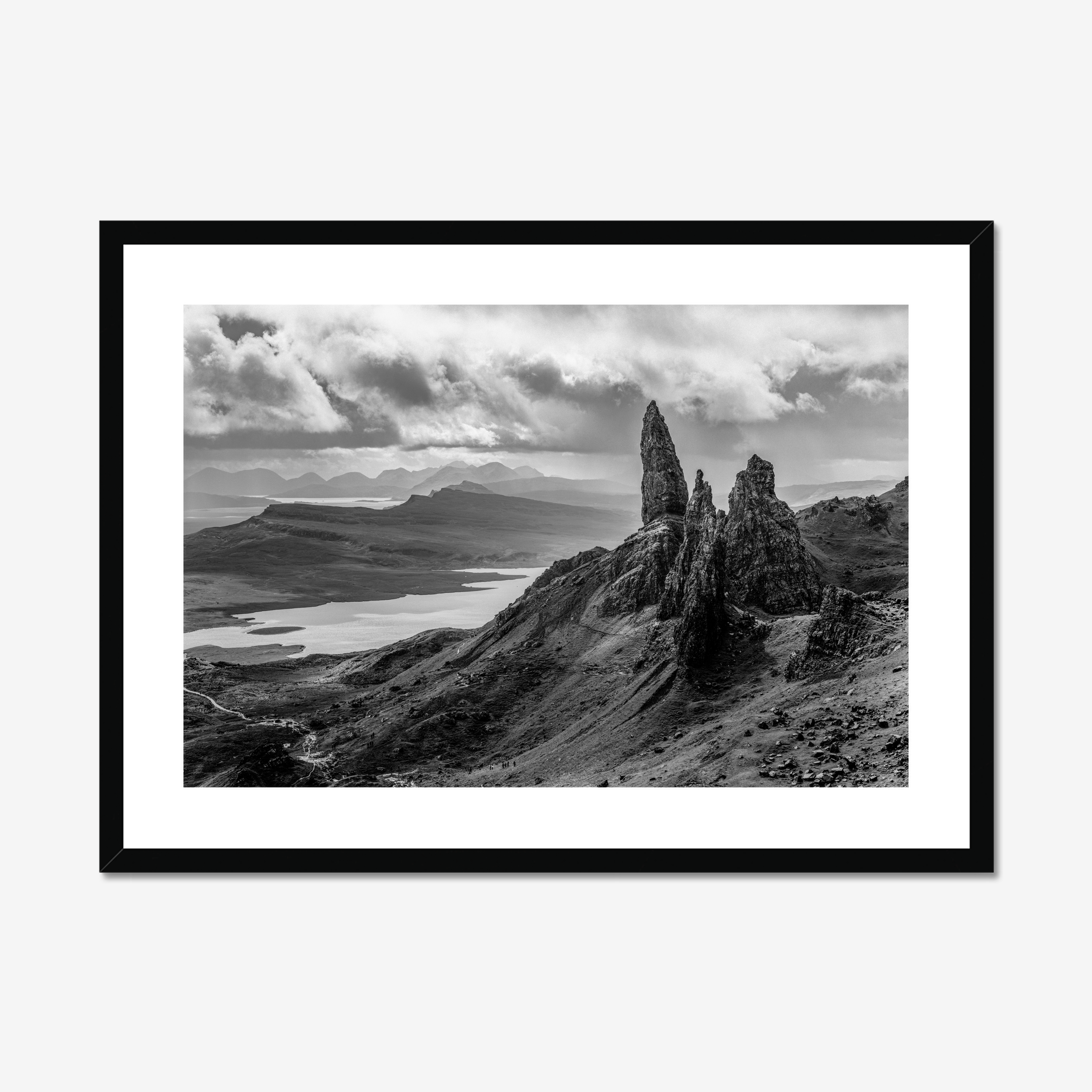 prodigi-global-cfpm-28x20-black-frame-snow-white-mount-2.png