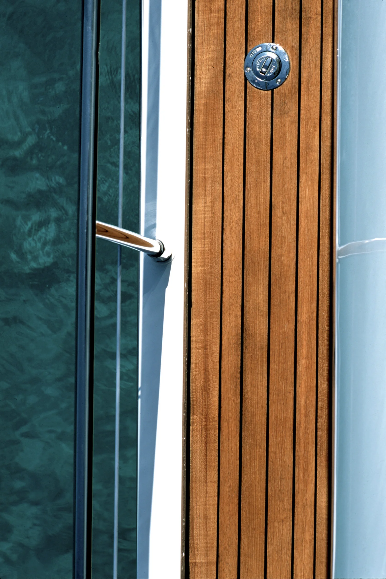 Fairline.04.jpg