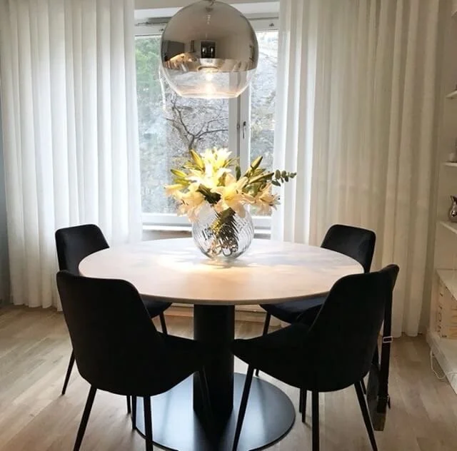 Niagaravägen Runt Matbord Marmor 4