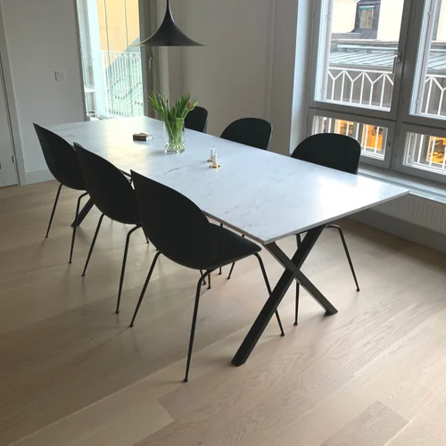 Korsgatan Matbord Marmor by Vikens Hantverkeri