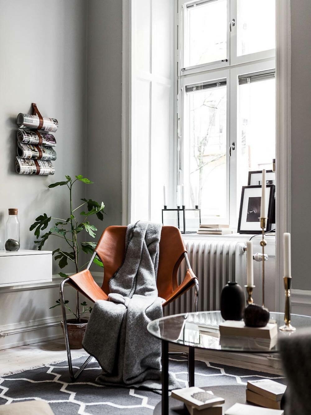 Repslagaregränd Tidningsställ Läder 2