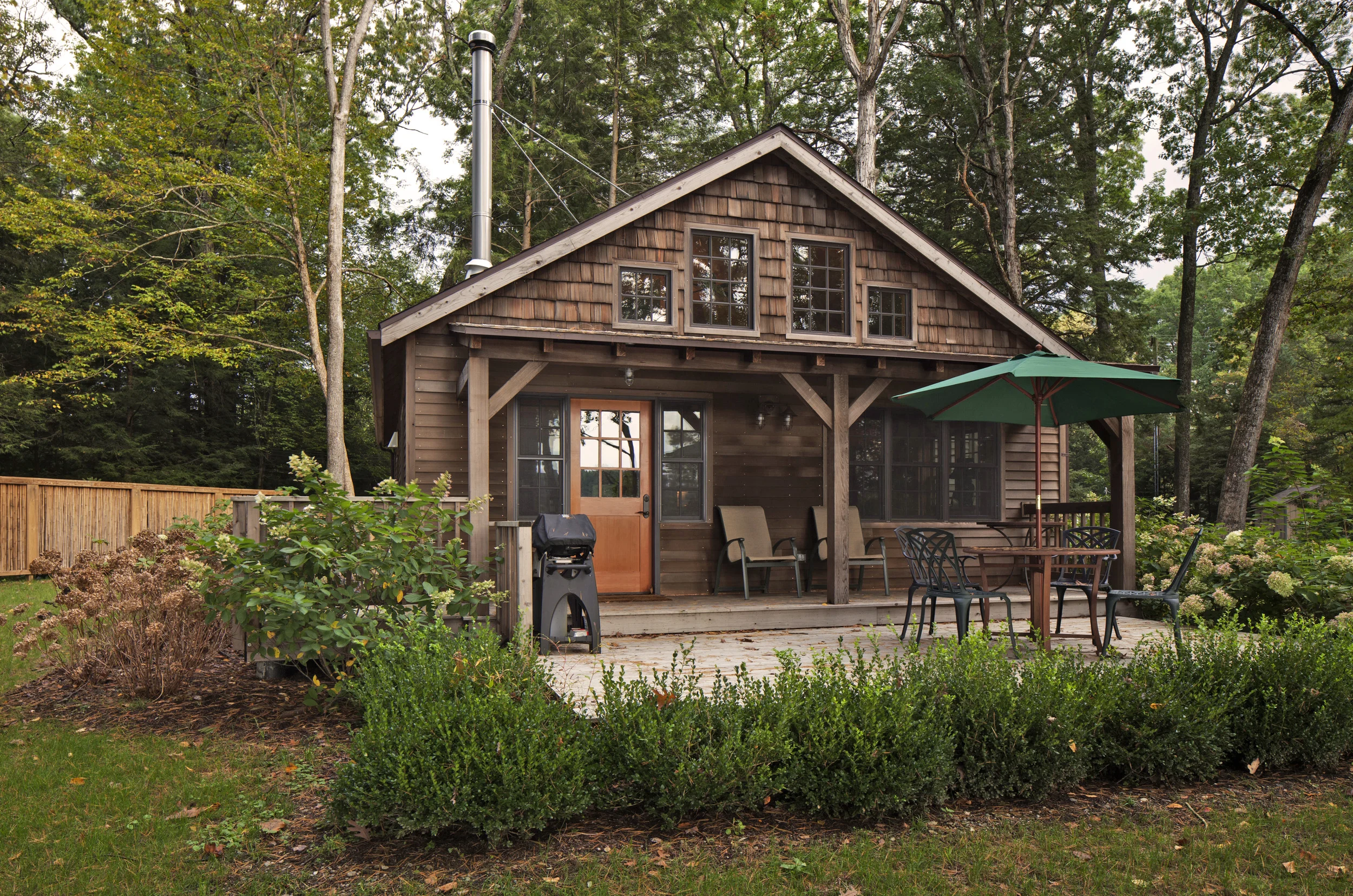 LakeHouse-04a.jpg