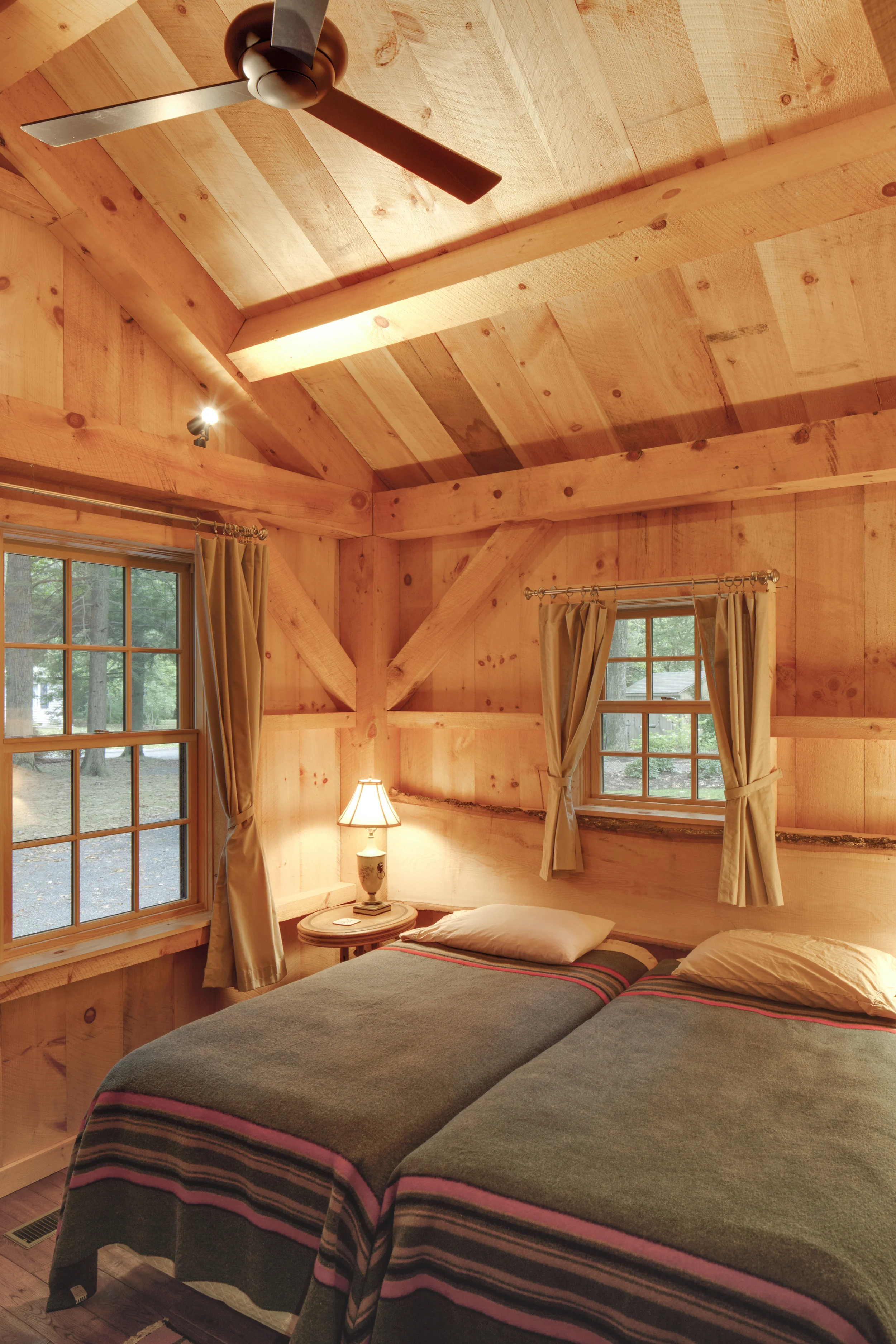 LakeHouse-13a.jpg