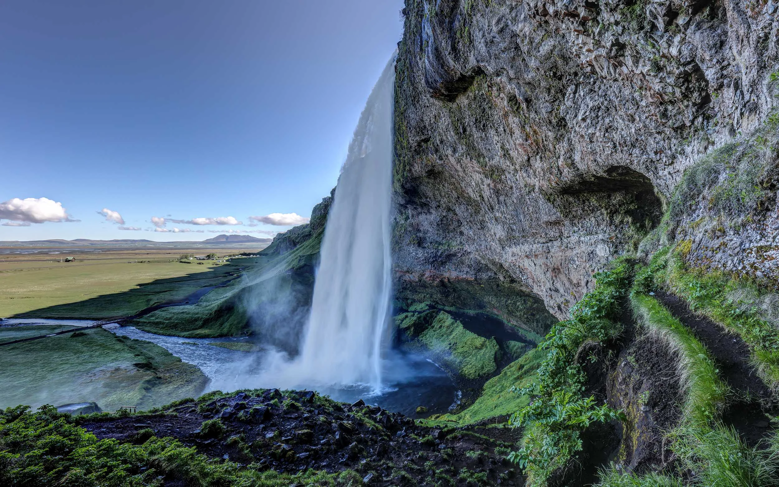 Seljalandsfoss Waterfall