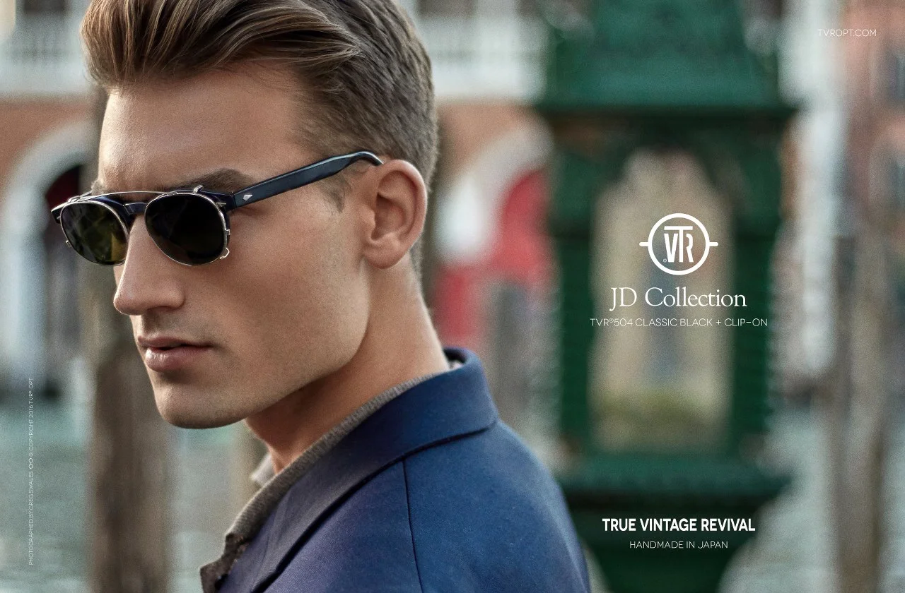TVR eyeglass