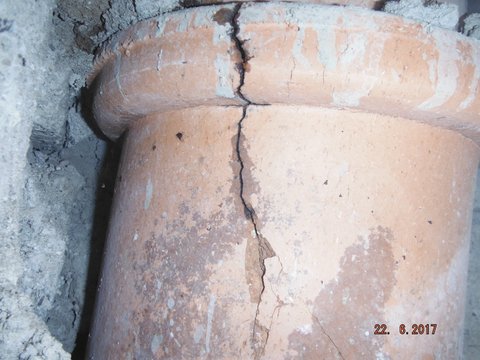 Cracked flue exposed