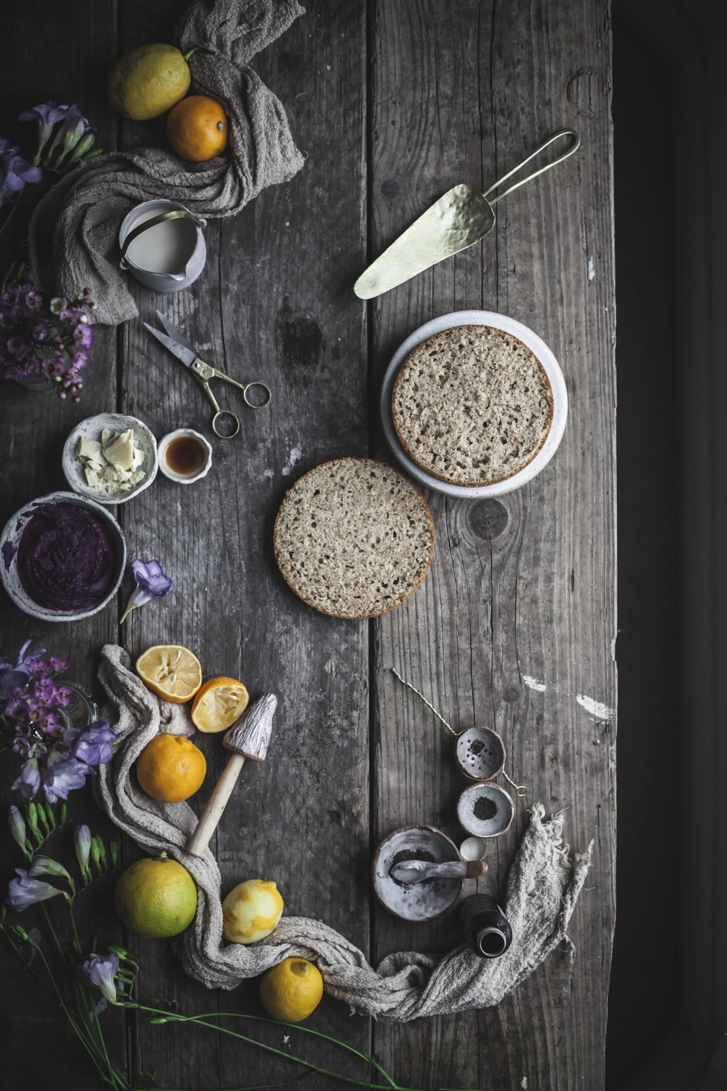 THRIVE_silvia_salvialimone2018_RECIPE_PURPLE CAKE02.jpg