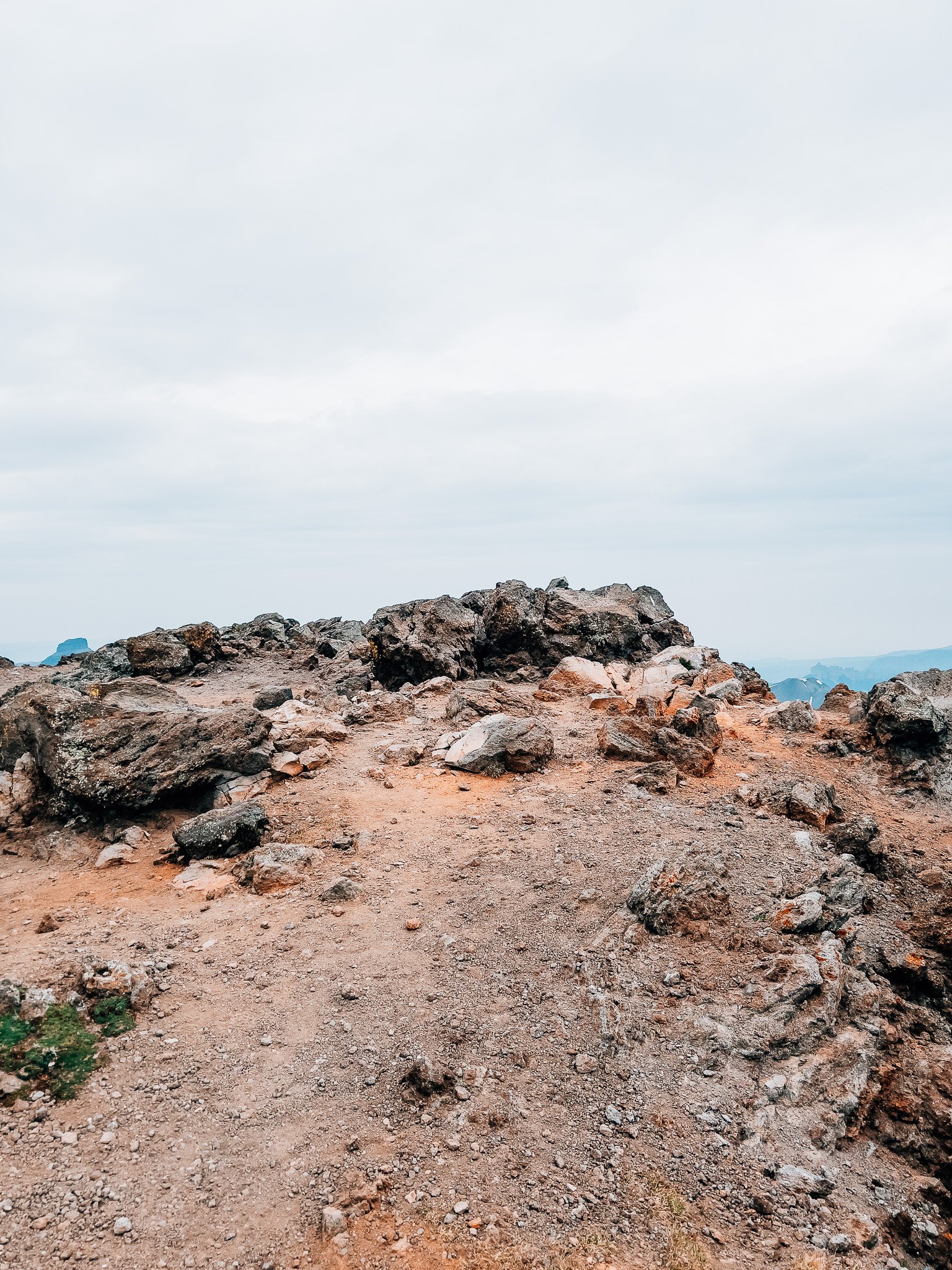 The broad flat windswept summit plateau of Uncompahgre