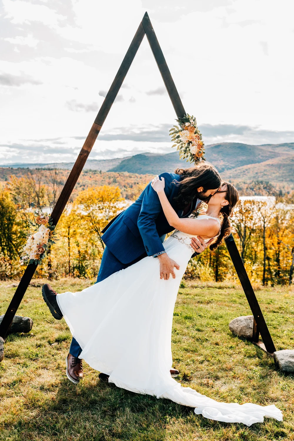 Romantic outdoor wedding photography by Anton Pugachevsky — October 2023