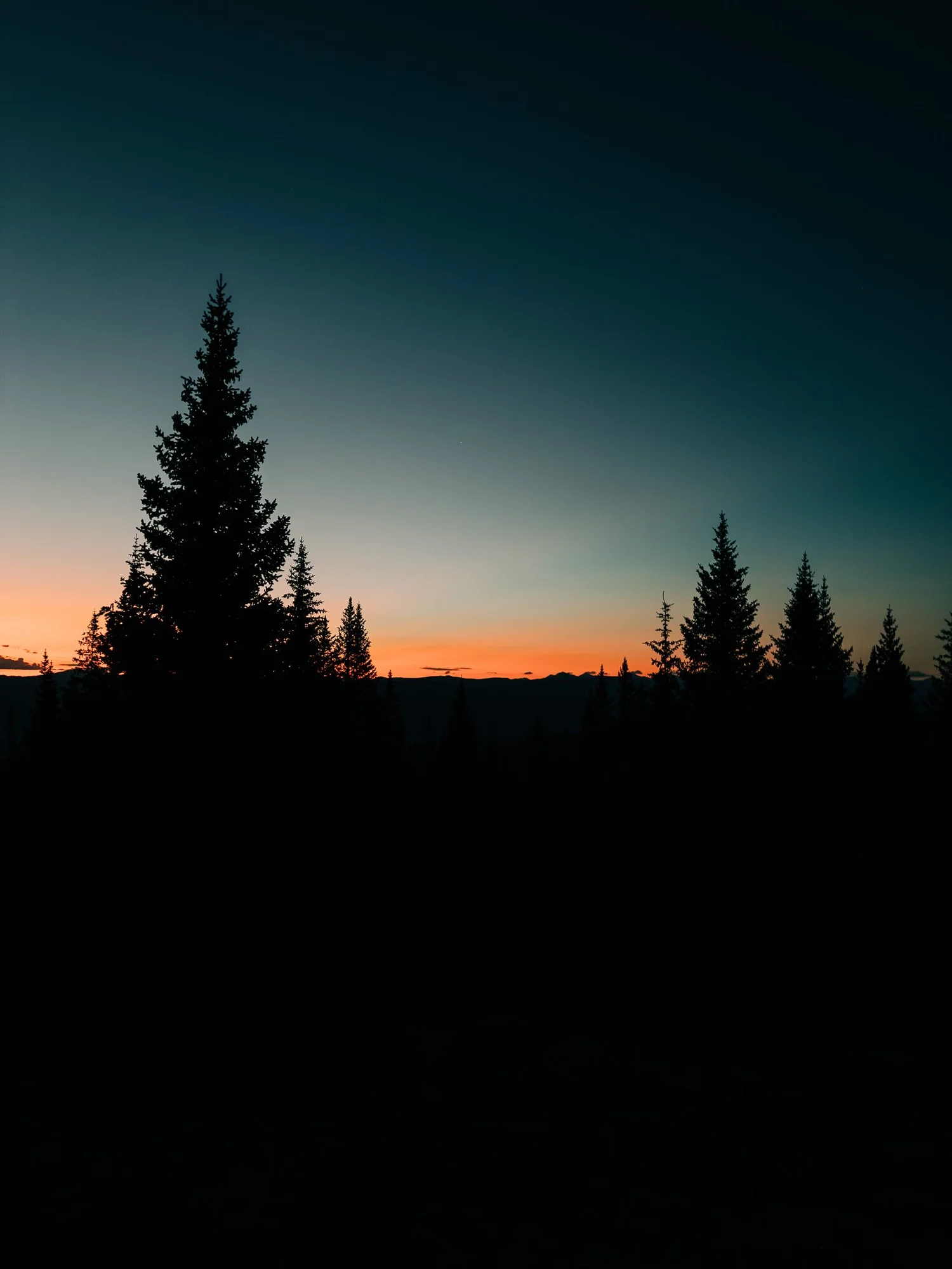 Morning light on the climb to Half Moon Pass