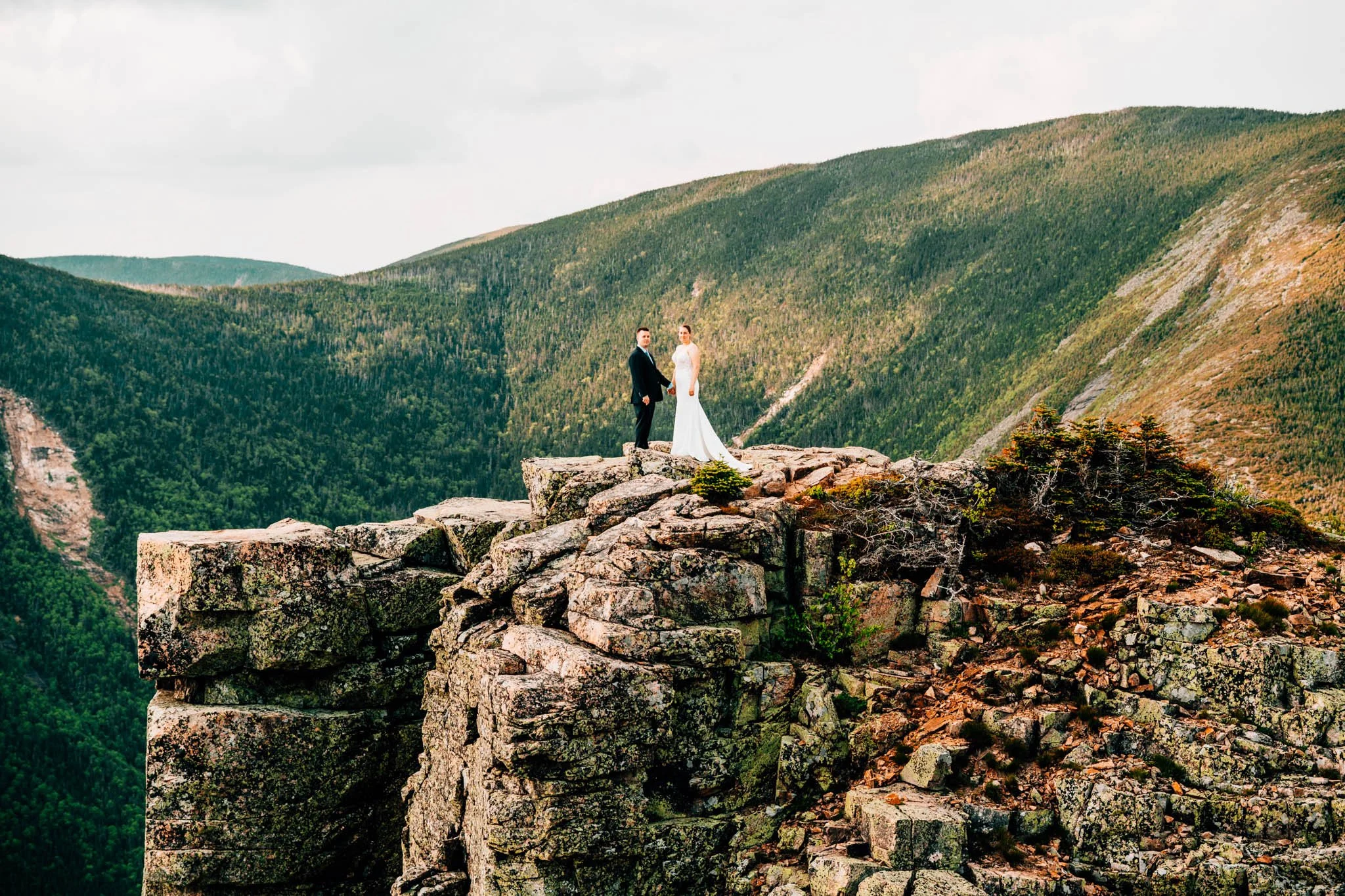 Mountain elopement in New Hampshire