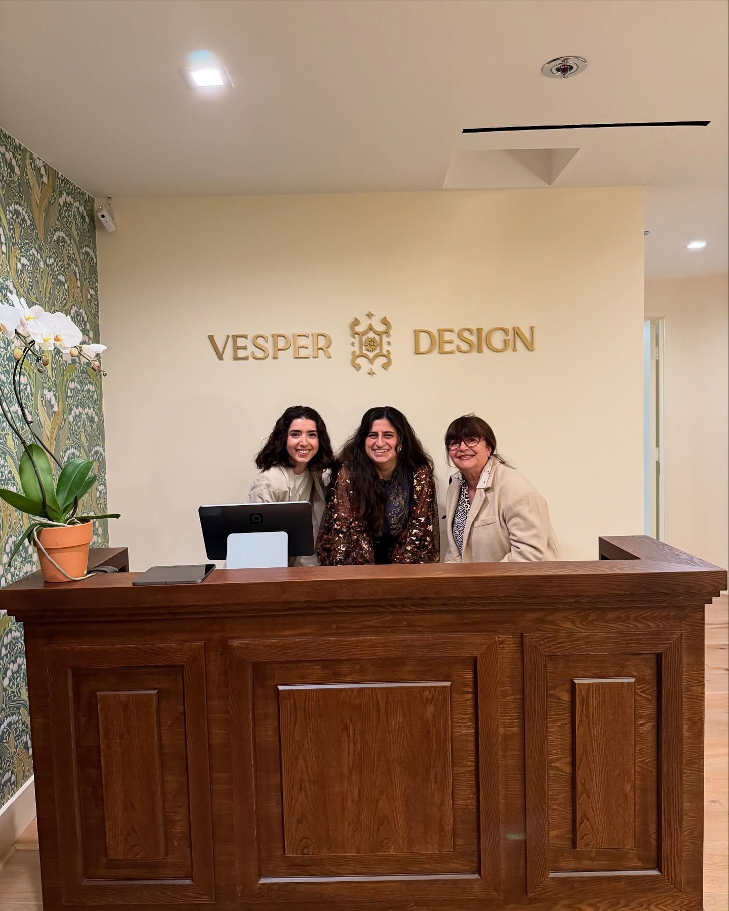 Big news! 🍾🎊 We&rsquo;re absolutely thrilled to share a milestone of one of our favorite clients! Vesper Design has expanded to an in-person studio and we just attended their opening event! 

We&rsquo;re so honored to have supported owner Gabi Amon