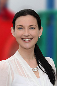 Dr R Mitchell-Barrett