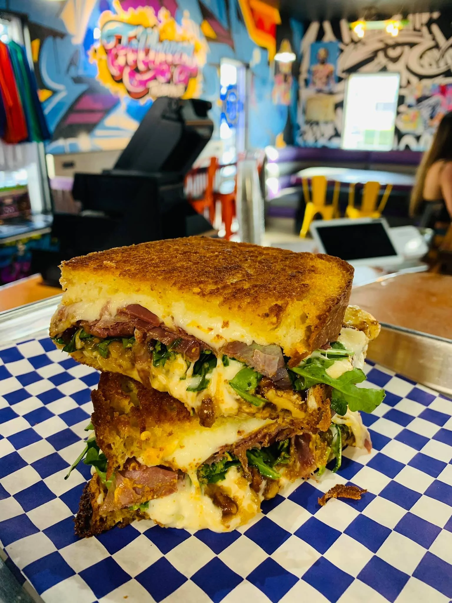 Fo’Cheezy Twisted Meltz opening new location in downtown St. Pete