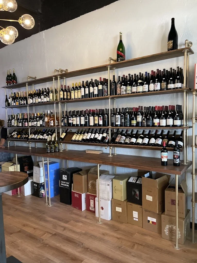 Intimate wine bar and bottle shop to open on 5th Street in downtown St. Pete