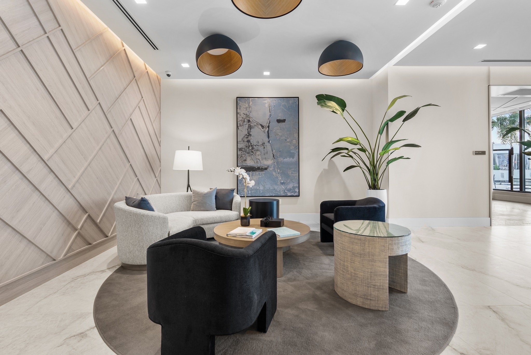 35-story luxury condo tower Saltaire is now complete in downtown St. Pete - Luxury Condo Towers With Art Galleries