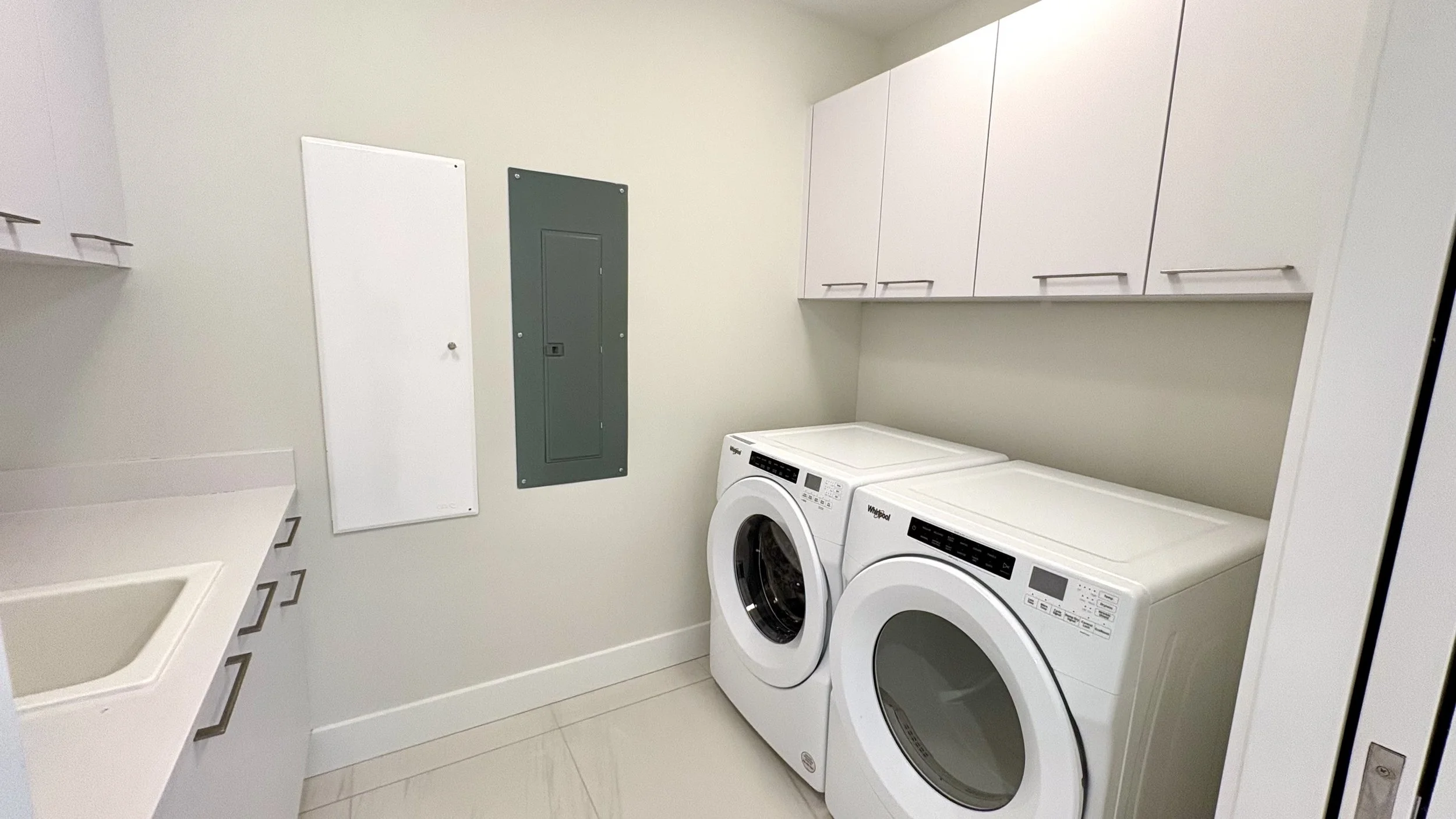 Laundry Room on 15th Floor | St. Pete Rising