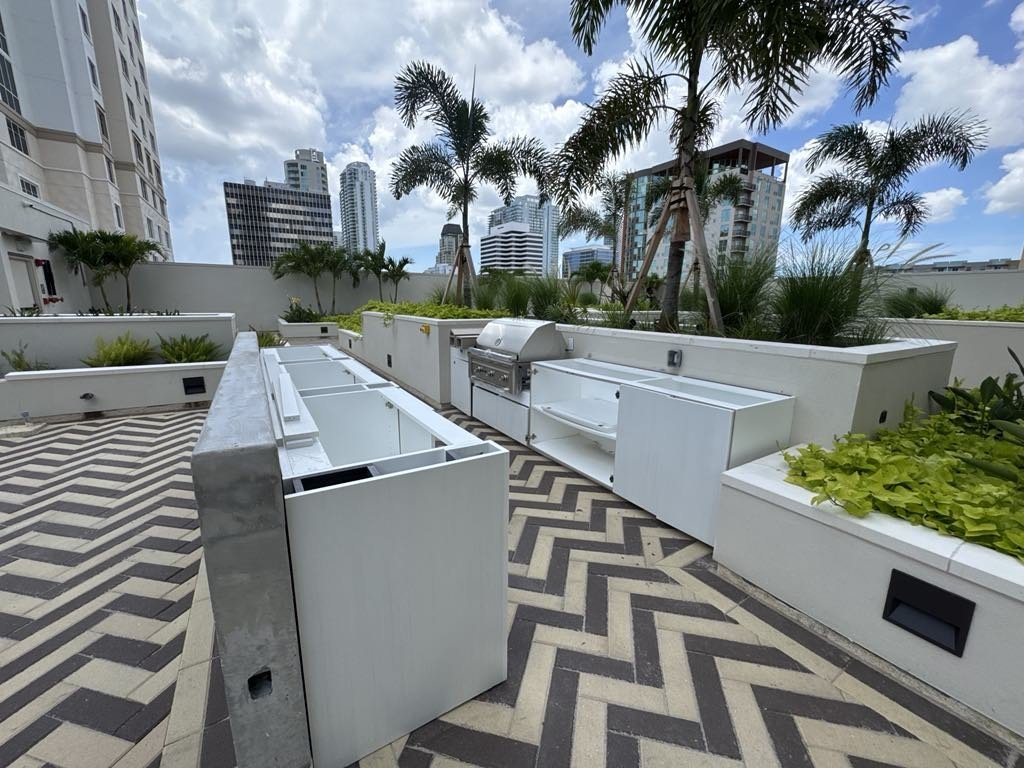 The Nolen Amenity Deck
