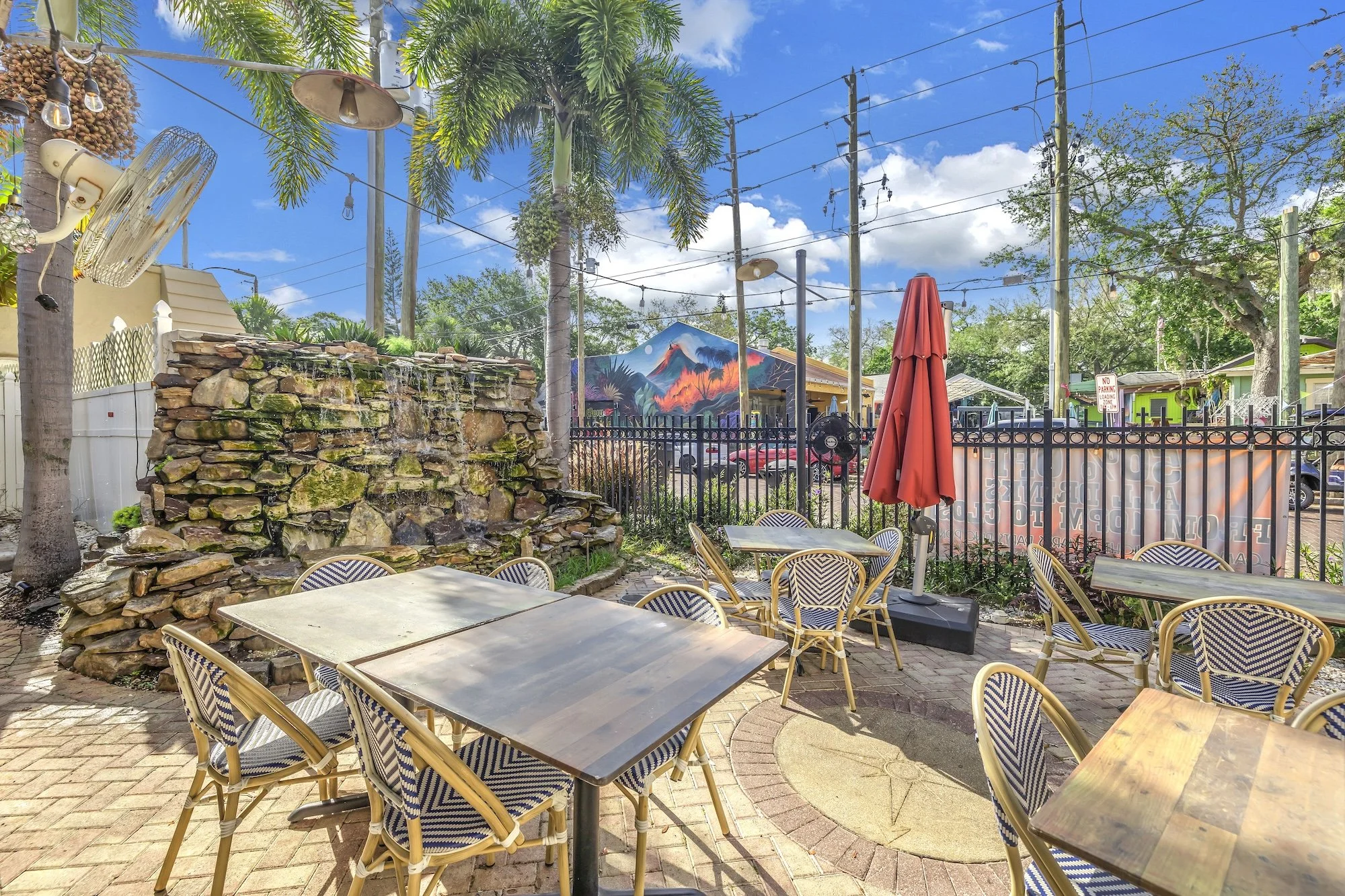 The Moon Under Water's New Location (formerly The Drunken Taco)