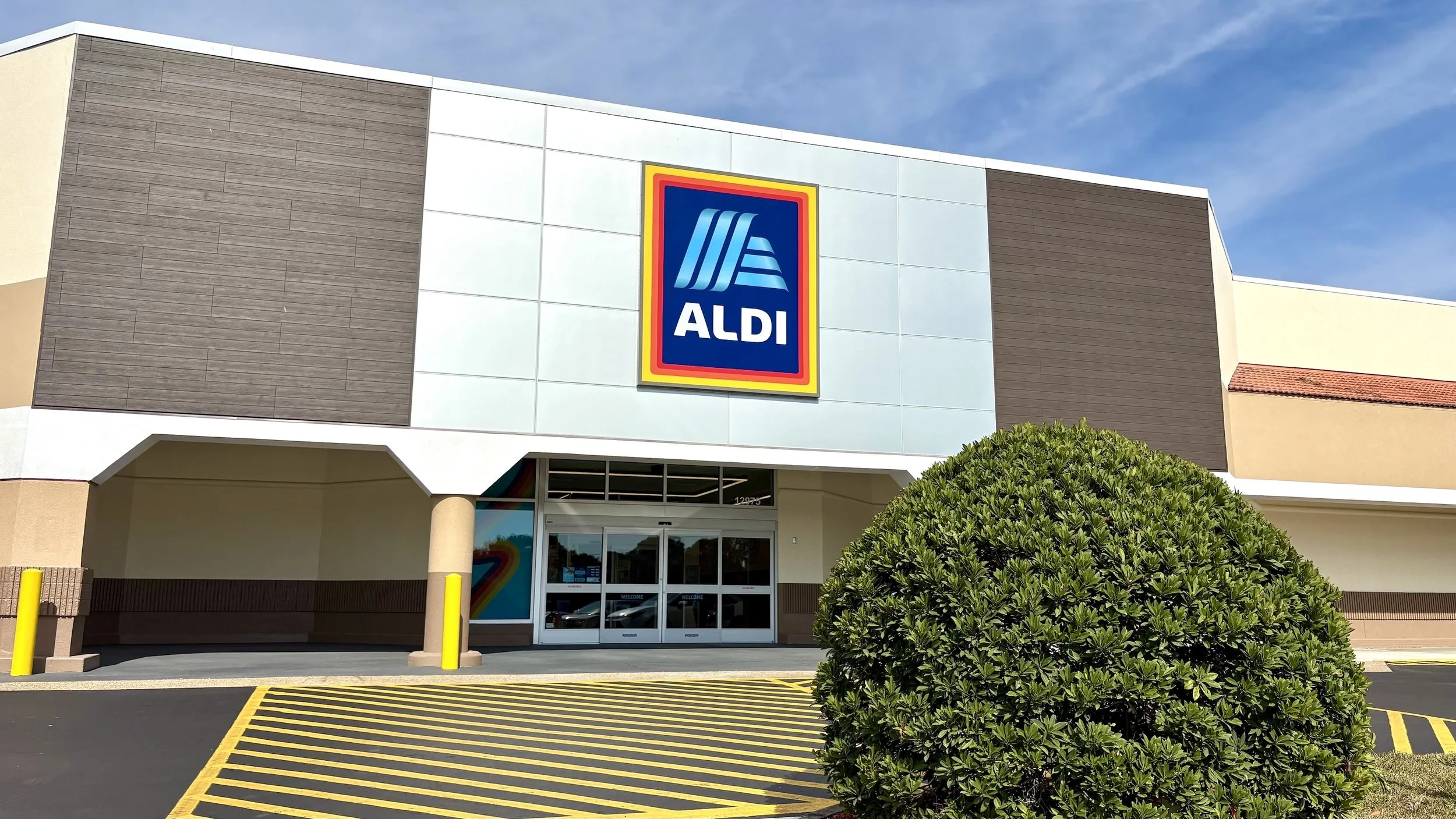 Aldi quietly opens new store on Park Boulevard in Seminole