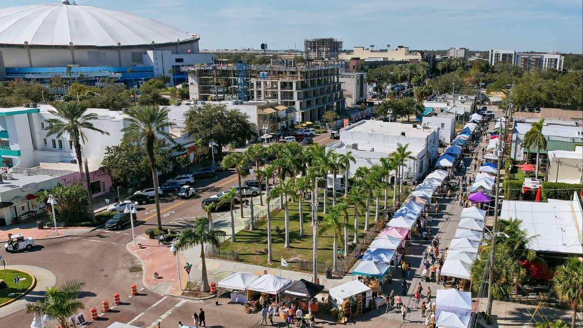 Holiday Mezzo Market brings its biggest lineup yet to the EDGE District this Saturday
