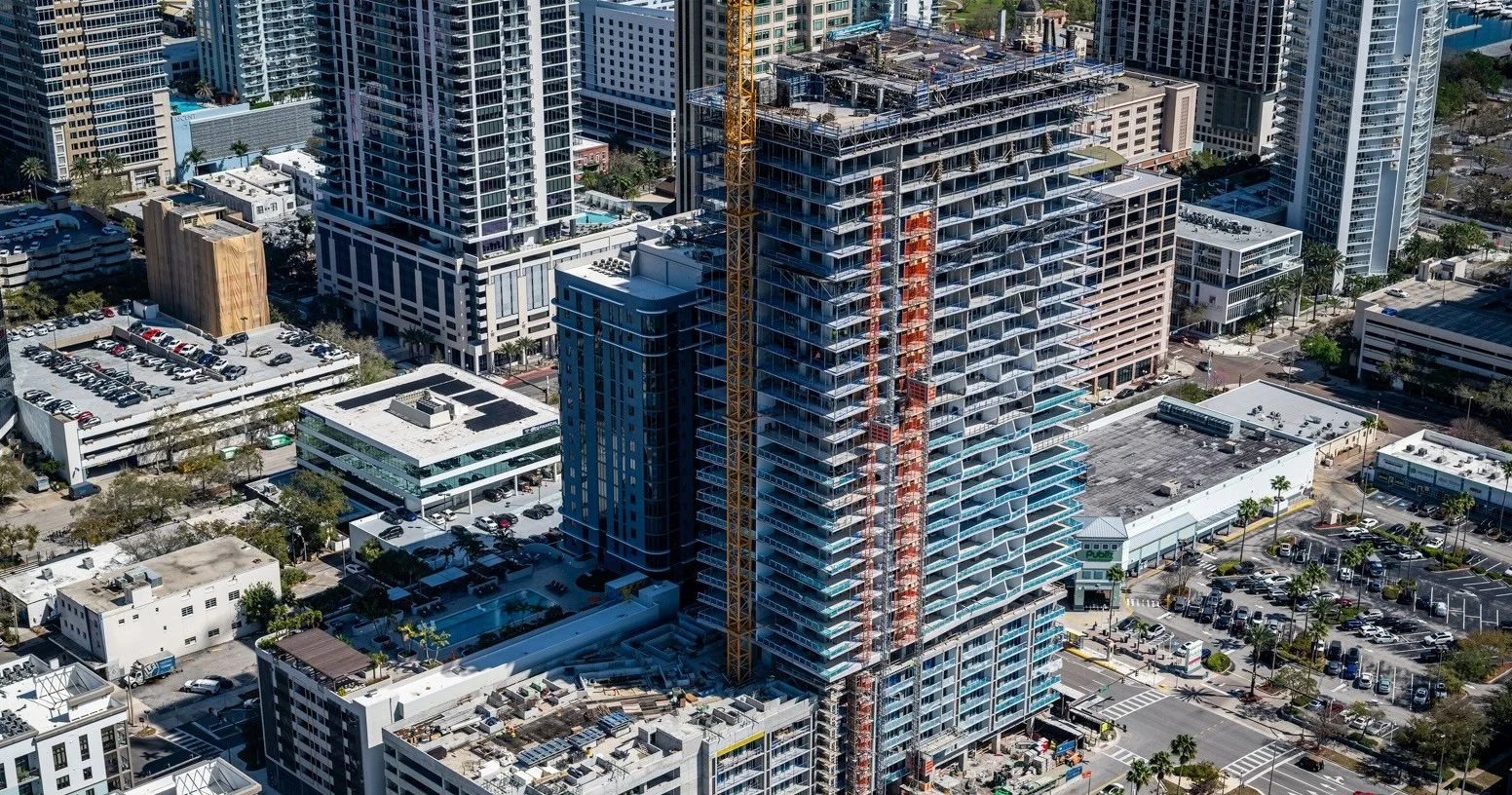 33-story 3rd &amp; 3rd apartment tower tops out in downtown St. Pete