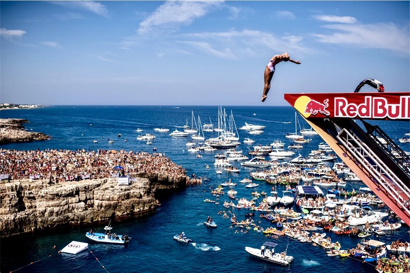 Red Bull Cliff Diving World Series bringing 88-foot dives to the St. Pete Pier this June