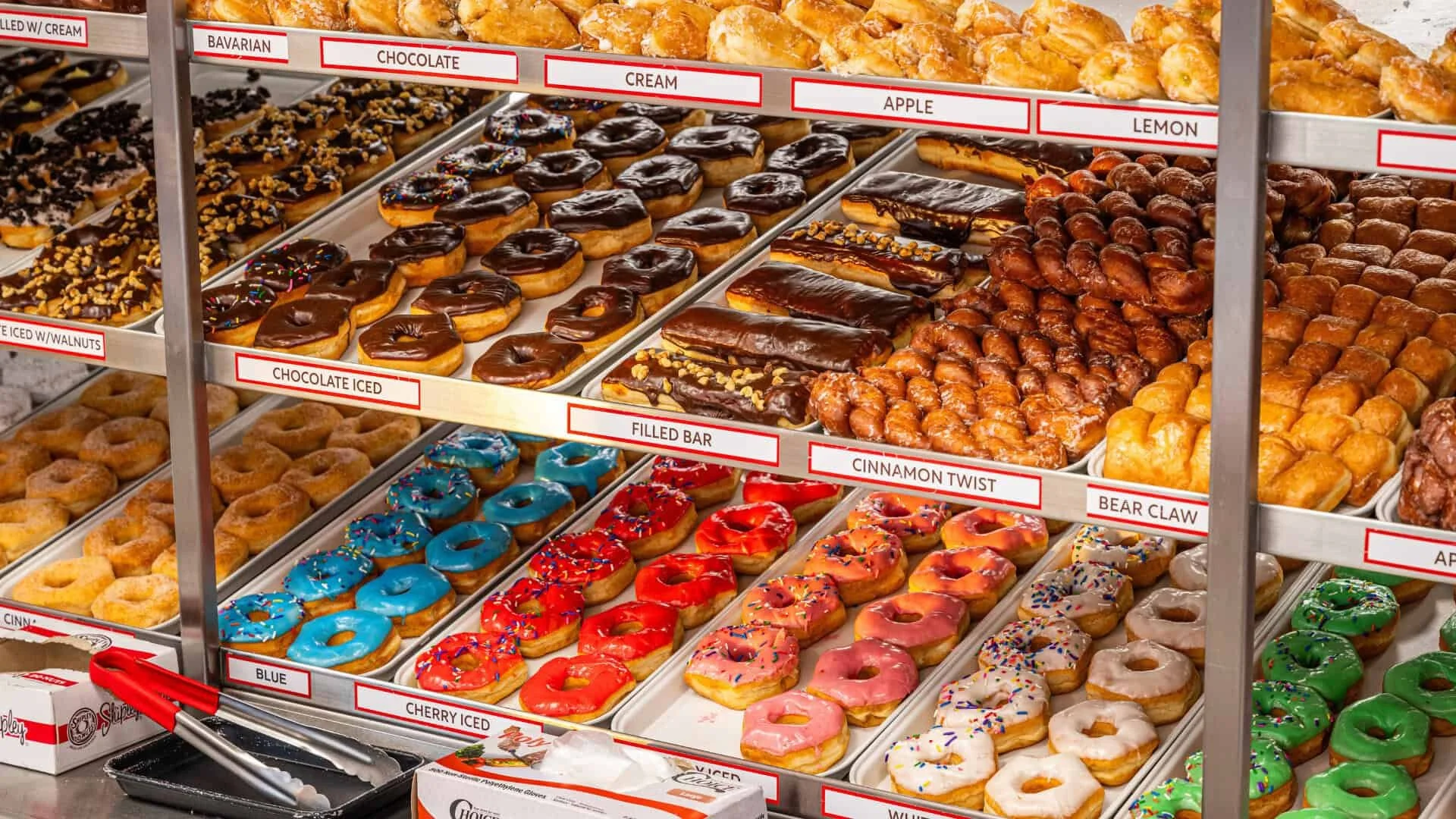 Shipley Do-Nuts to open first St. Pete shop on 4th Street North, replacing Starbucks