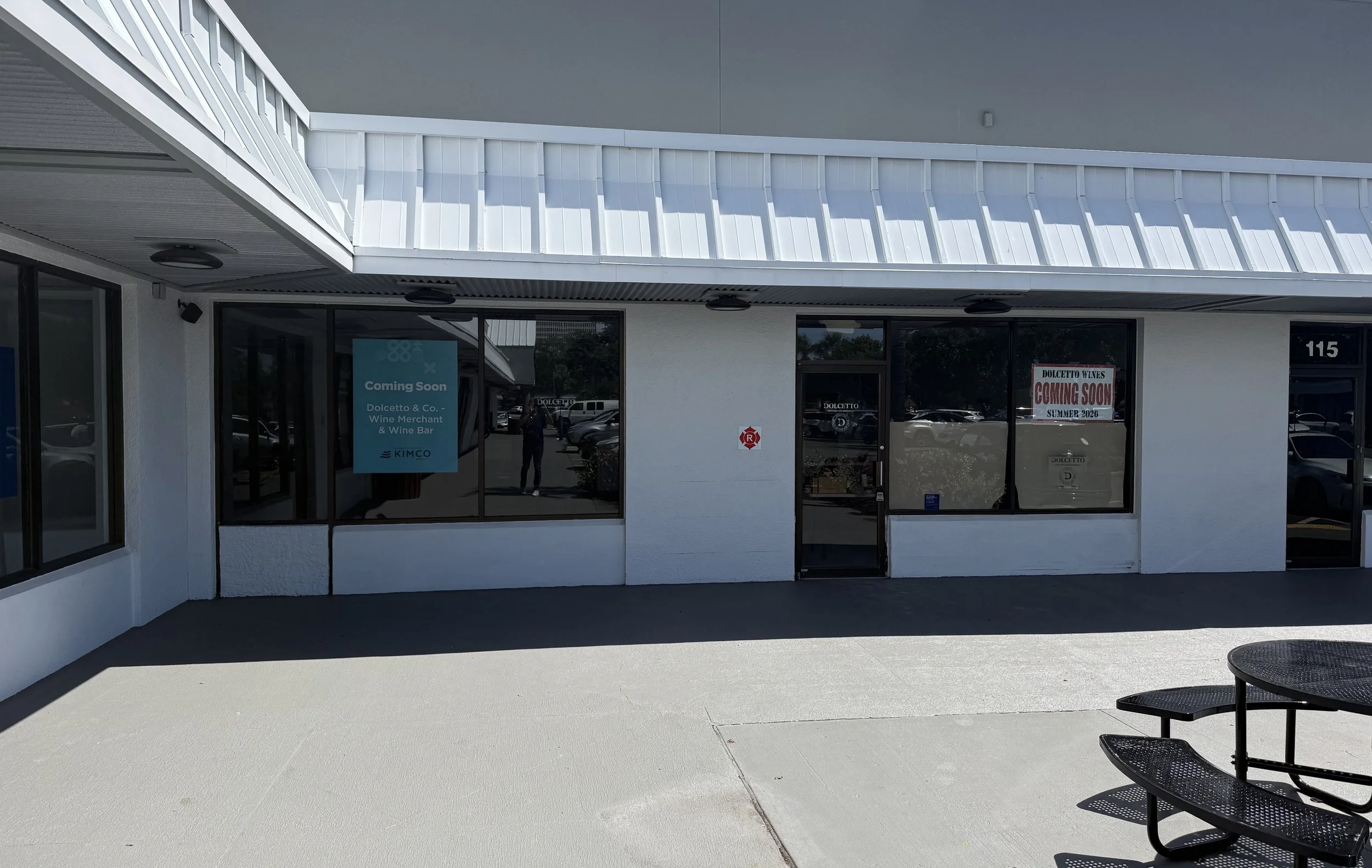 Dolcetto &amp; Co. wine bar and bottle shop bringing Old World wines to South Pasadena