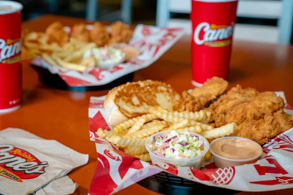 Chicken tender chain Raising Cane's to open first St. Pete restaurant ...