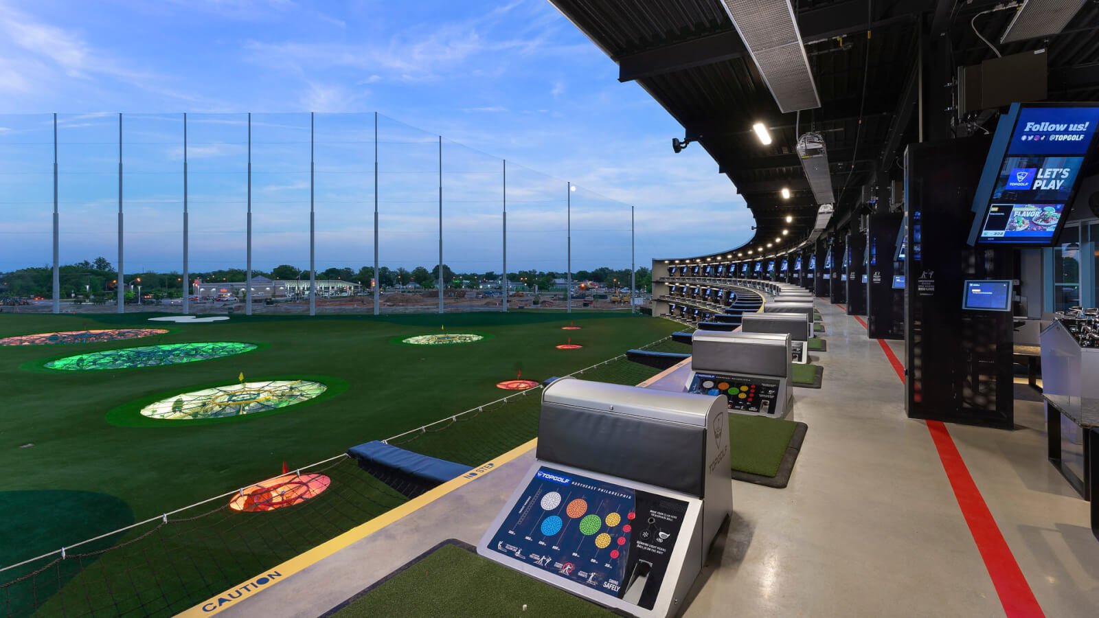 Long-awaited Topgolf facility is now open in St. Petersburg