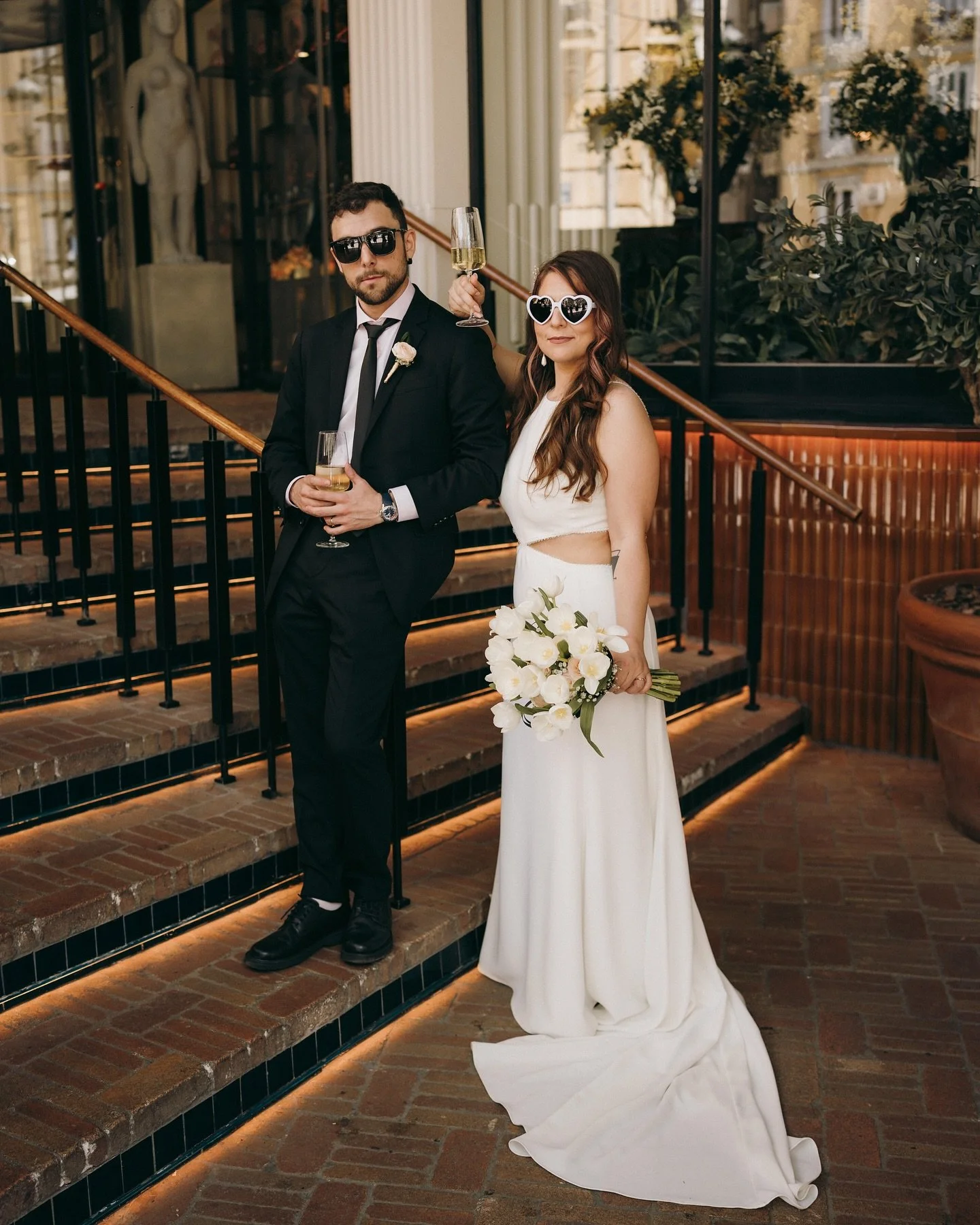 Niente regole, solo festa.

@marcos.perezp96 
@_do_itbetter 
@onlyyouhotelvalencia 

#bodaValencia #onlyyouvalencia #wildwedding #fotografiadebodas #valenciawedding #destinationwedding