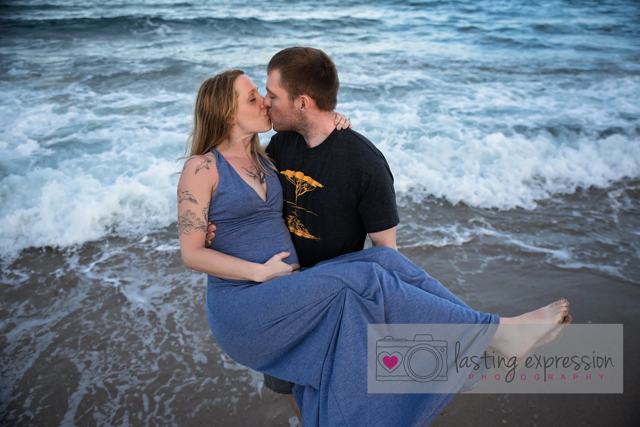 monzel-maternity-logo-13.jpg