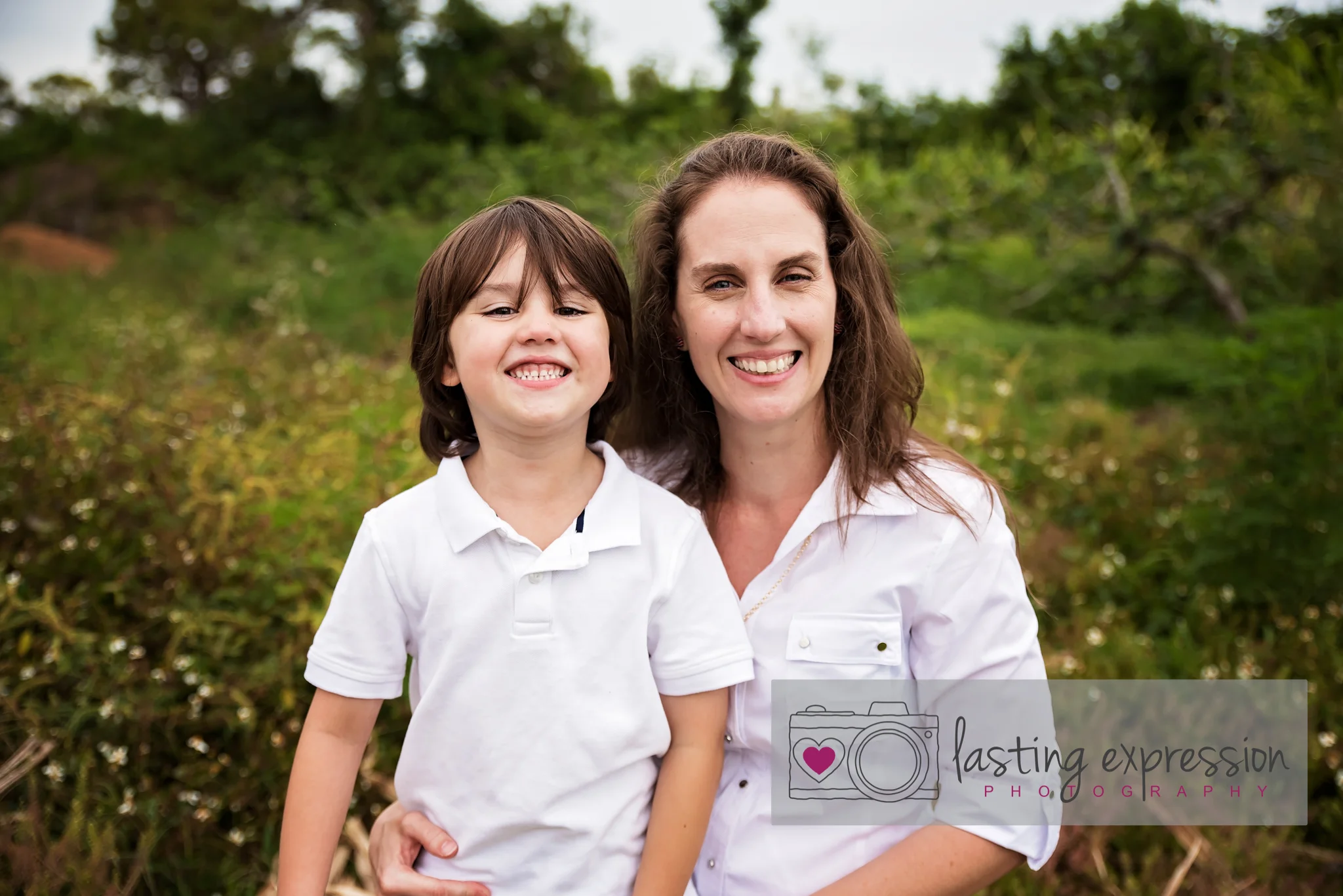sales-familymini-logo-9.jpg