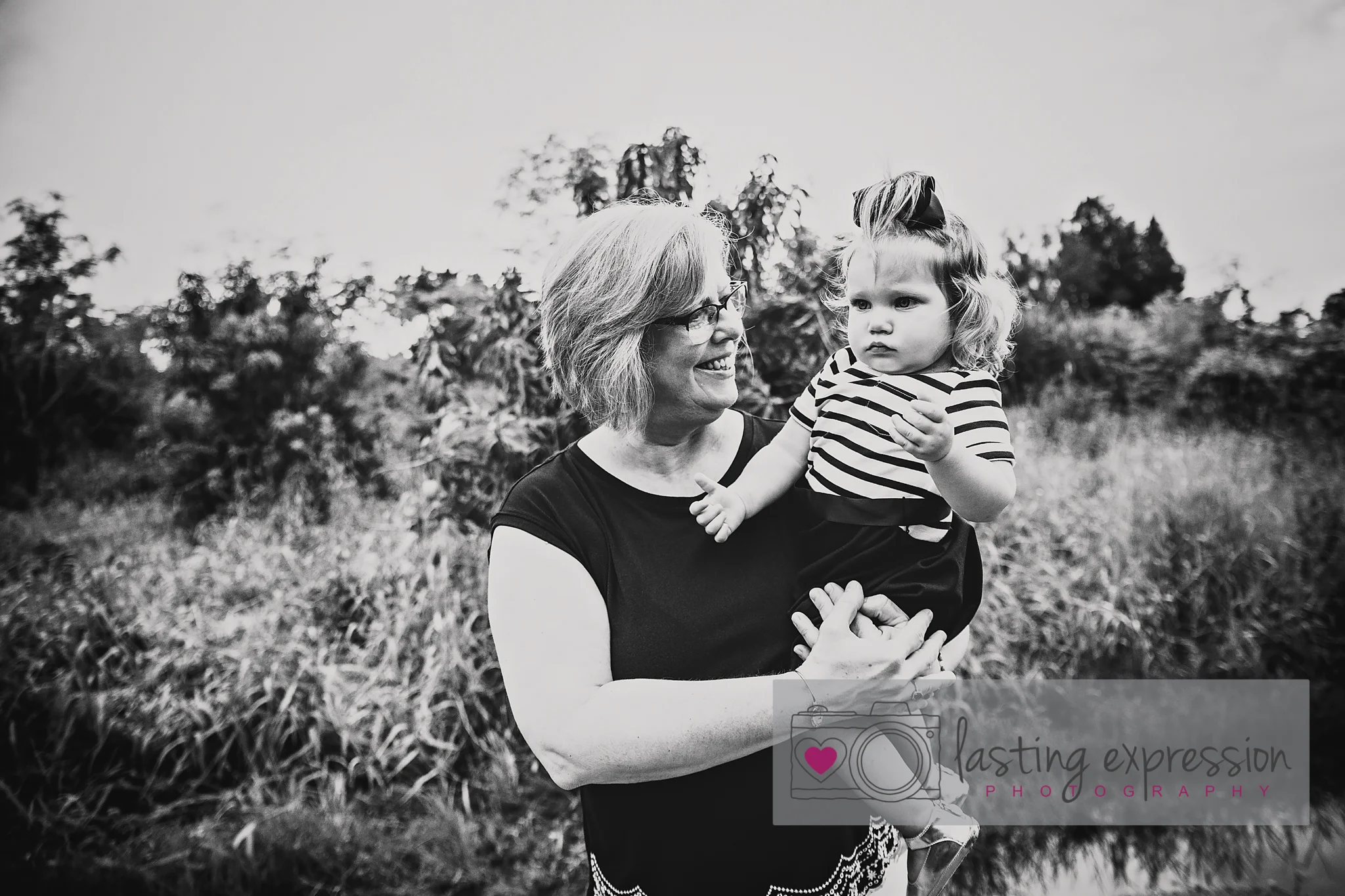 stires-mothersdays-logo-16.jpg