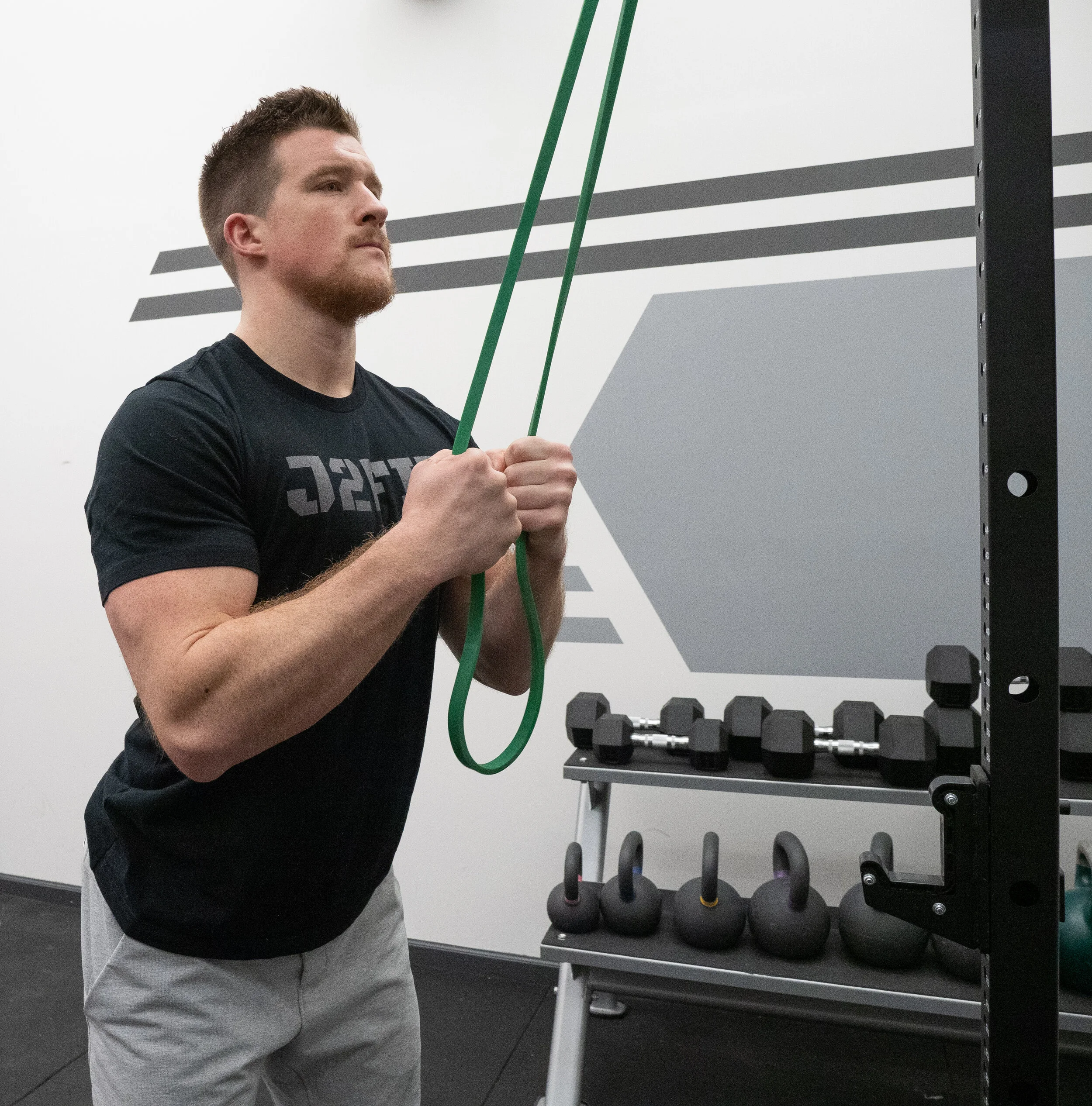 Triceps Pushdown Exericse Guide - Set Up.jpg