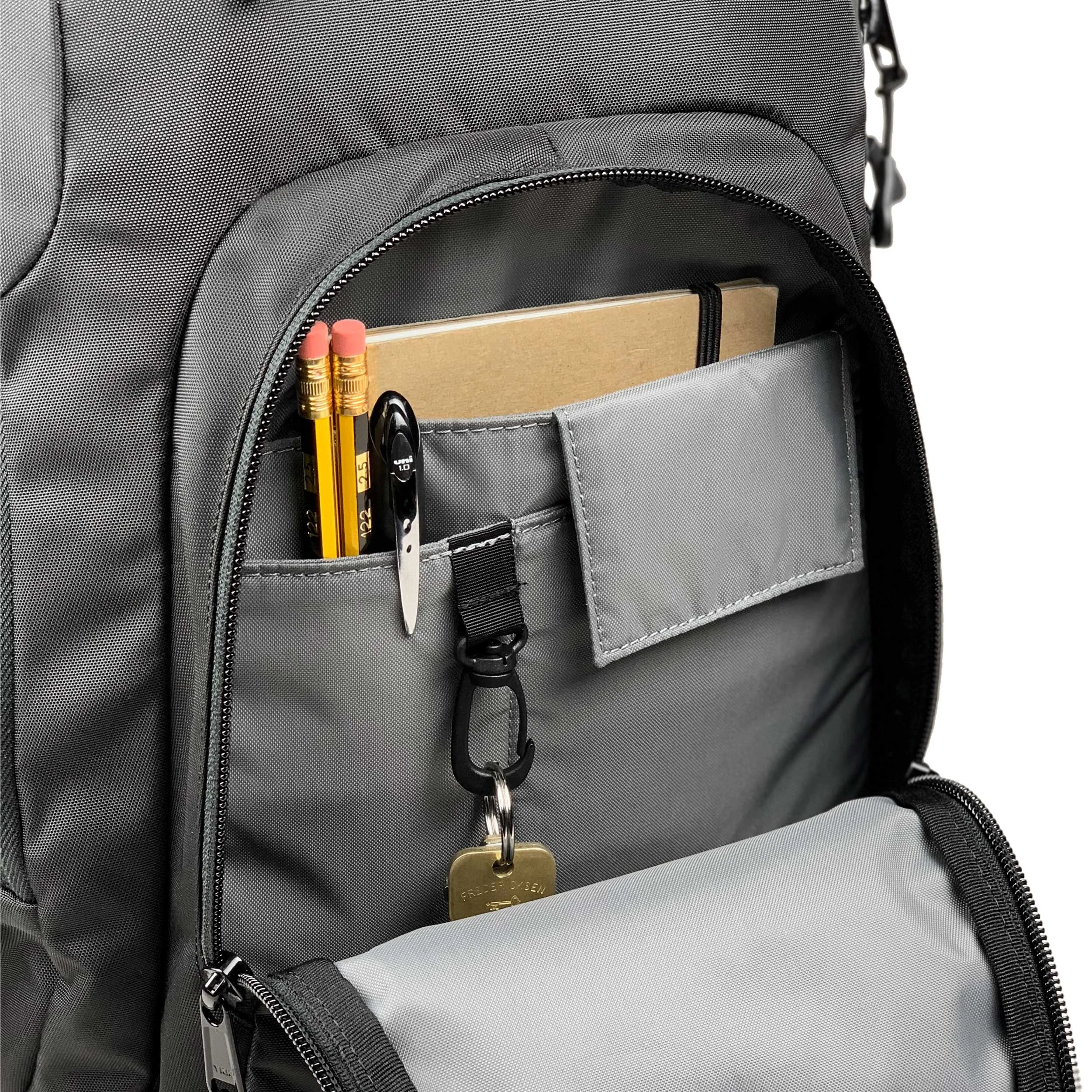 IVAR-Alta-20-Backpack-Organizer.jpg