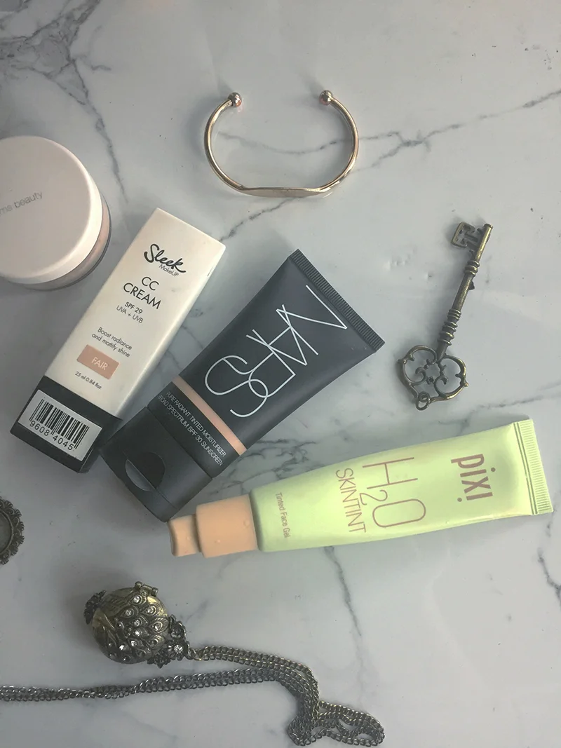light-coverage-foundation.jpg