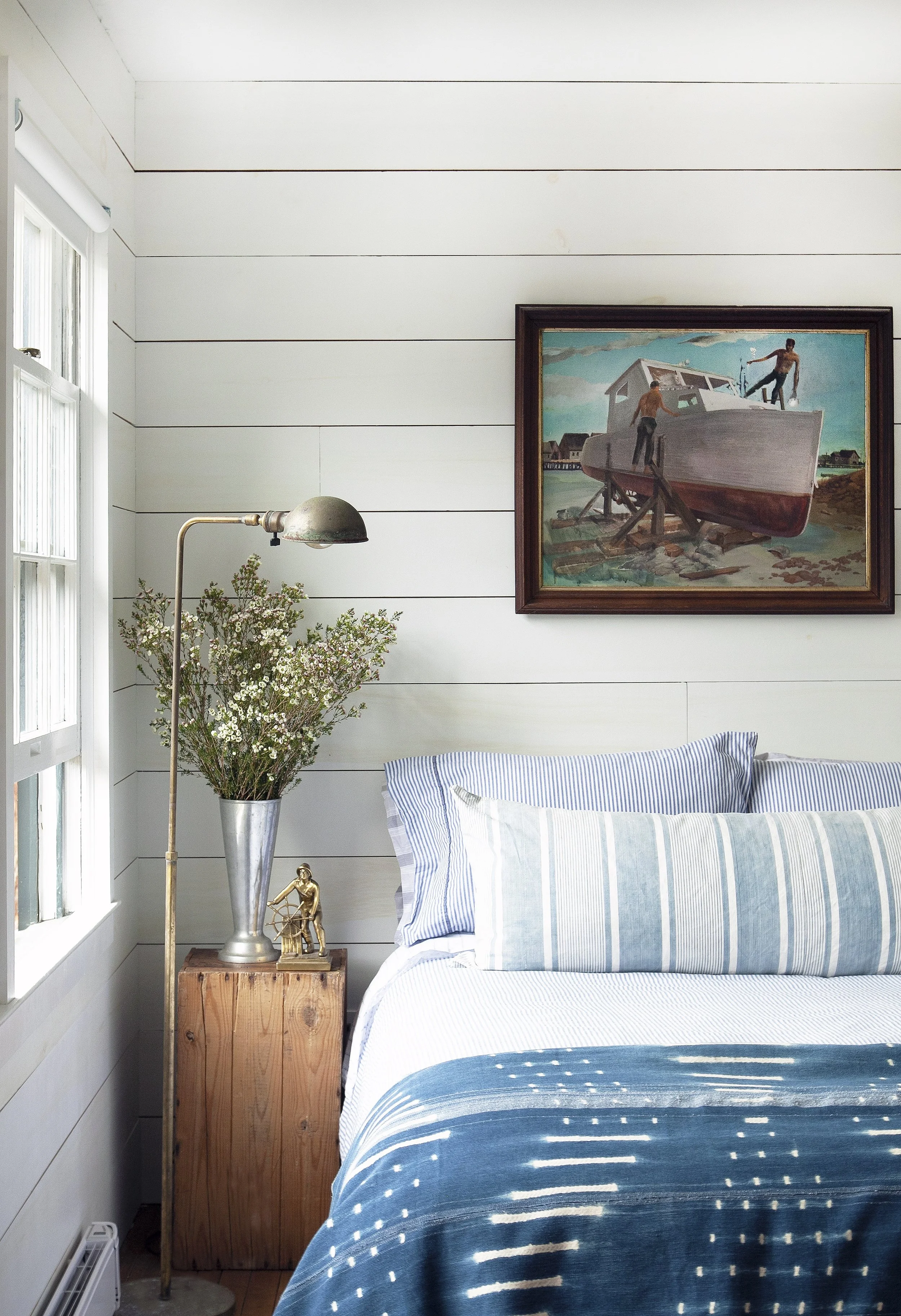 Country Living Magazine, Editorial