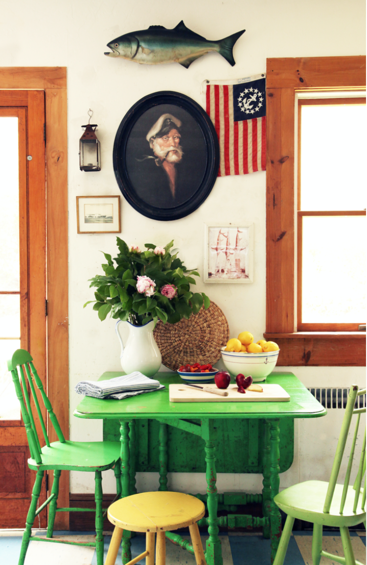 Coastal Living Magazine, Editorial